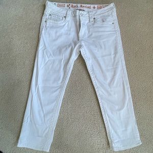 Gently worn Rock Revival Sundee Capri jean